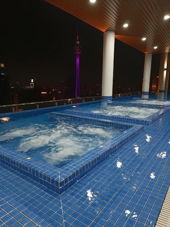Apartamento Cl 29A Insta Klcc View & Infinity Pool Kuala Lumpur Exterior foto